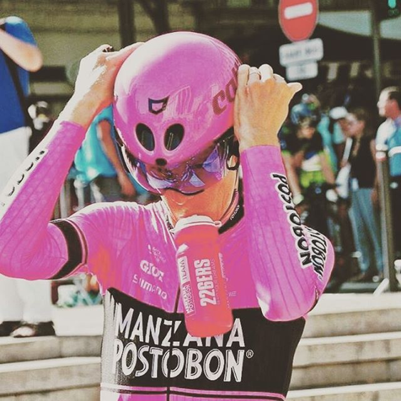226ERS con Manzana Postobon que debuta en la Vuelta a España